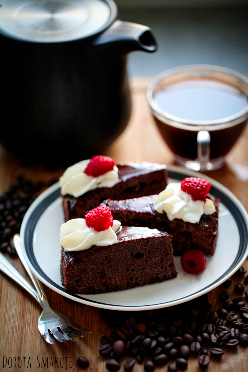 Ciasto czekoladowe z kawą i rumem